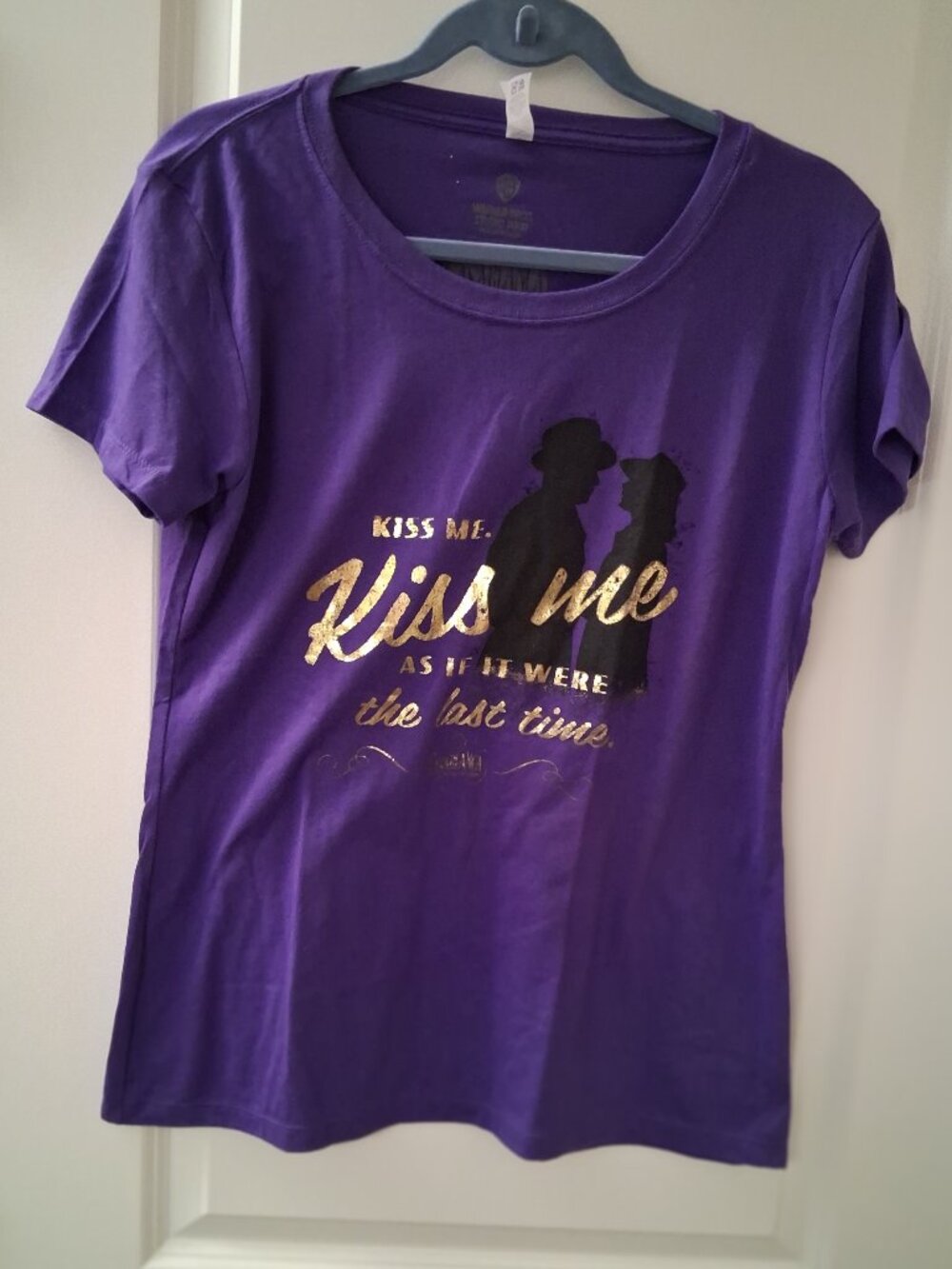Warner Bros Purple Casablanca Graphic Tee Gold Metallic Foil Lettering XL